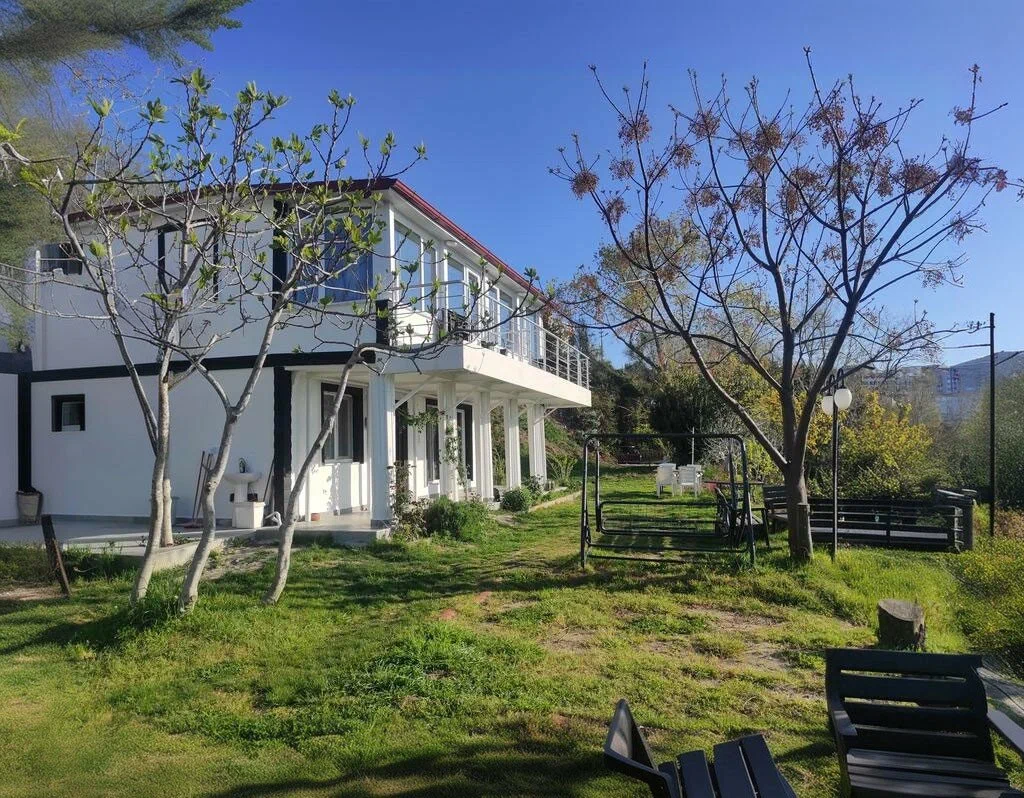 Seçilen apart